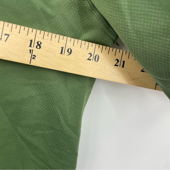 Fabletics Men's Green Short Sleeve Crew Neck The Training Day Tee Size L - Picture 5 of 6